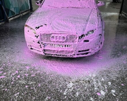 Черный Ауди А4, объемом двигателя 2 л и пробегом 46 тыс. км за 4308 $, фото 1 на Automoto.ua