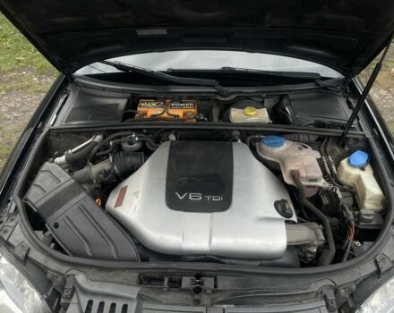 Черный Ауди А4, объемом двигателя 2.5 л и пробегом 430 тыс. км за 7800 $, фото 7 на Automoto.ua