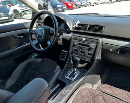 Черный Ауди А4, объемом двигателя 2 л и пробегом 318 тыс. км за 6940 $, фото 29 на Automoto.ua