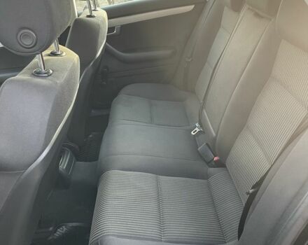 Черный Ауди А4, объемом двигателя 2 л и пробегом 350 тыс. км за 6000 $, фото 5 на Automoto.ua