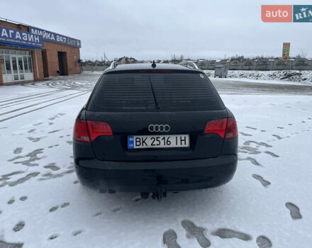 Черный Ауди А4, объемом двигателя 2 л и пробегом 355 тыс. км за 6500 $, фото 7 на Automoto.ua