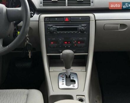 Черный Ауди А4, объемом двигателя 2 л и пробегом 337 тыс. км за 6200 $, фото 37 на Automoto.ua