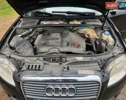 Черный Ауди А4, объемом двигателя 2 л и пробегом 220 тыс. км за 5999 $, фото 7 на Automoto.ua