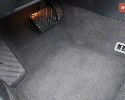 Чорний Ауді А4, об'ємом двигуна 2 л та пробігом 222 тис. км за 8350 $, фото 33 на Automoto.ua