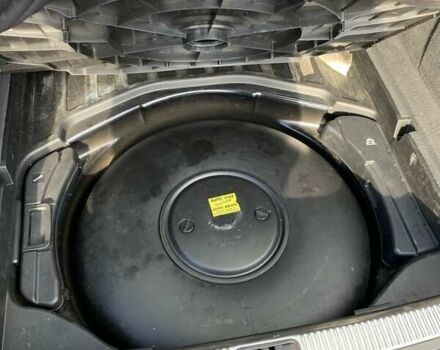 Чорний Ауді А4, об'ємом двигуна 1.6 л та пробігом 283 тис. км за 6900 $, фото 13 на Automoto.ua