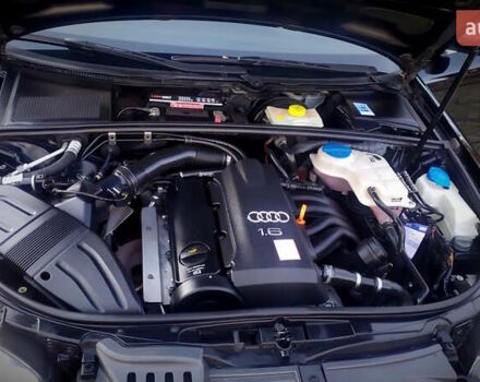 Черный Ауди А4, объемом двигателя 1.6 л и пробегом 200 тыс. км за 7400 $, фото 157 на Automoto.ua