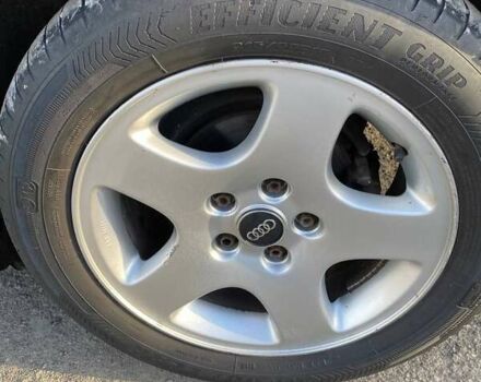 Ауді А4 2006 у Івано-Франківську на Automoto.ua Чорний Ауді А4, об'ємом двигуна 1.97 л та пробігом 339 тис. км за 6250 $, фото 19 на Automoto.ua