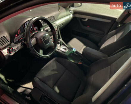 Черный Ауди А4, объемом двигателя 2 л и пробегом 300 тыс. км за 2950 $, фото 7 на Automoto.ua