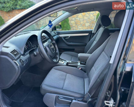 Чорний Ауді А4, об'ємом двигуна 1.8 л та пробігом 239 тис. км за 7500 $, фото 12 на Automoto.ua