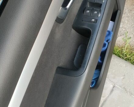 Черный Ауди А4, объемом двигателя 2 л и пробегом 390 тыс. км за 5900 $, фото 2 на Automoto.ua