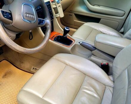 Черный Ауди А4, объемом двигателя 2.7 л и пробегом 280 тыс. км за 7800 $, фото 1 на Automoto.ua