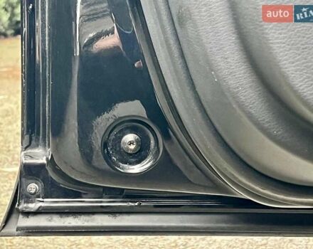 Чорний Ауді А4, об'ємом двигуна 1.8 л та пробігом 218 тис. км за 7650 $, фото 71 на Automoto.ua