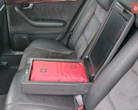 Чорний Ауді А4, об'ємом двигуна 2 л та пробігом 222 тис. км за 8350 $, фото 46 на Automoto.ua