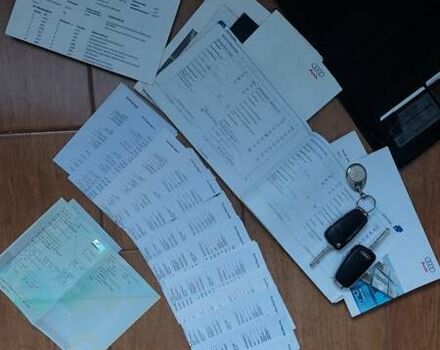 Чорний Ауді А4, об'ємом двигуна 2 л та пробігом 222 тис. км за 8350 $, фото 64 на Automoto.ua