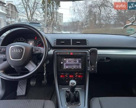 Чорний Ауді А4, об'ємом двигуна 1.6 л та пробігом 203 тис. км за 5700 $, фото 51 на Automoto.ua