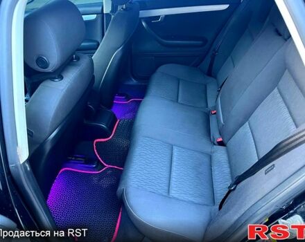 Черный Ауди А4, объемом двигателя 2 л и пробегом 270 тыс. км за 9400 $, фото 5 на Automoto.ua