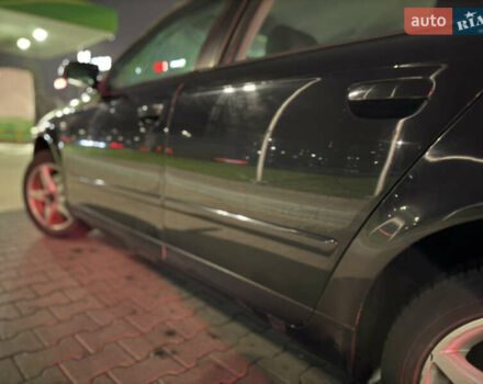 Черный Ауди А4, объемом двигателя 2 л и пробегом 300 тыс. км за 2950 $, фото 15 на Automoto.ua