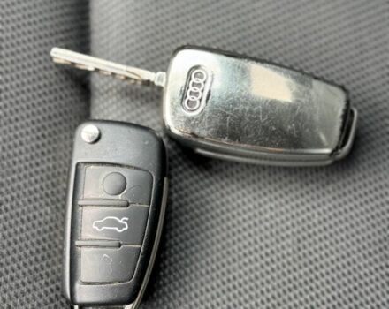 Чорний Ауді А4, об'ємом двигуна 2 л та пробігом 300 тис. км за 2850 $, фото 11 на Automoto.ua