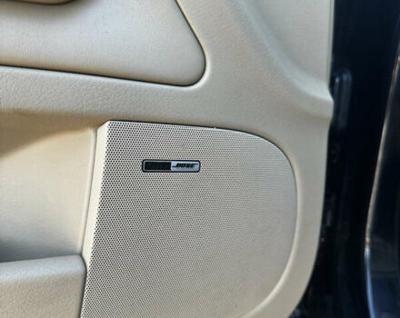 Чорний Ауді А4, об'ємом двигуна 2.7 л та пробігом 301 тис. км за 6900 $, фото 12 на Automoto.ua