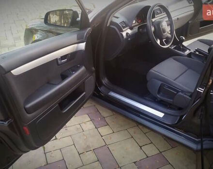 Черный Ауди А4, объемом двигателя 1.6 л и пробегом 200 тыс. км за 7400 $, фото 111 на Automoto.ua