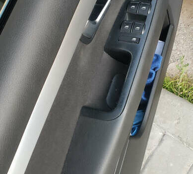 Черный Ауди А4, объемом двигателя 2 л и пробегом 390 тыс. км за 5900 $, фото 7 на Automoto.ua