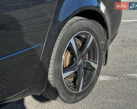 Чорний Ауді А4, об'ємом двигуна 2.5 л та пробігом 366 тис. км за 5600 $, фото 14 на Automoto.ua