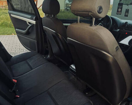 Ауді А4 2006 у Львові на Automoto.ua Чорний Ауді А4, об'ємом двигуна 1.97 л та пробігом 25 тис. км за 6300 $, фото 17 на Automoto.ua