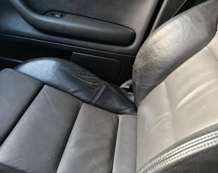 Черный Ауди А4, объемом двигателя 2 л и пробегом 460 тыс. км за 6900 $, фото 3 на Automoto.ua