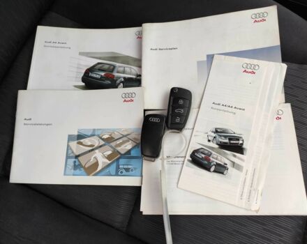 Чорний Ауді А4, об'ємом двигуна 1.8 л та пробігом 245 тис. км за 7500 $, фото 14 на Automoto.ua