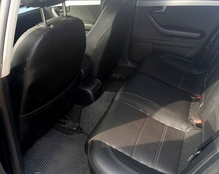 Чорний Ауді А4, об'ємом двигуна 2 л та пробігом 366 тис. км за 6400 $, фото 11 на Automoto.ua