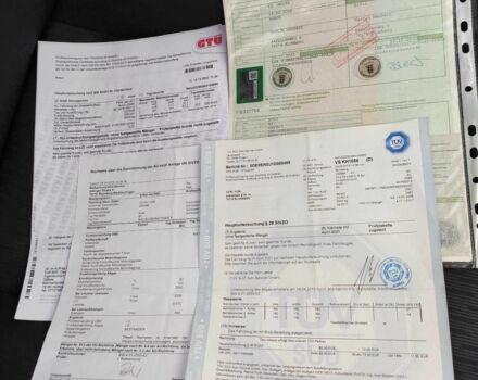 Чорний Ауді А4, об'ємом двигуна 1.8 л та пробігом 245 тис. км за 7500 $, фото 13 на Automoto.ua