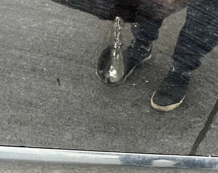 Чорний Ауді А4, об'ємом двигуна 2 л та пробігом 320 тис. км за 6500 $, фото 7 на Automoto.ua