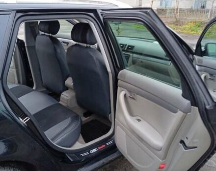 Черный Ауди А4, объемом двигателя 2 л и пробегом 266 тыс. км за 7000 $, фото 6 на Automoto.ua