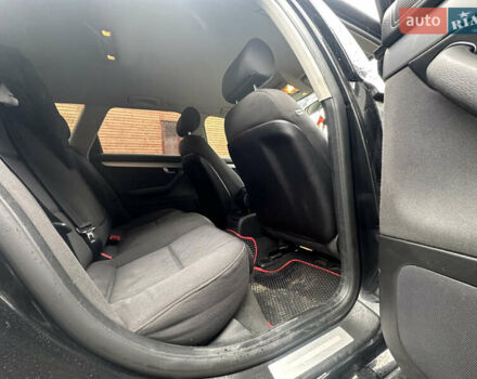 Черный Ауди А4, объемом двигателя 1.98 л и пробегом 275 тыс. км за 7300 $, фото 6 на Automoto.ua