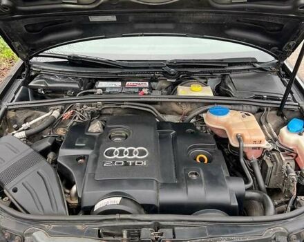 Чорний Ауді А4, об'ємом двигуна 1.97 л та пробігом 284 тис. км за 6500 $, фото 41 на Automoto.ua