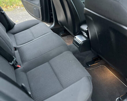 Чорний Ауді А4, об'ємом двигуна 1.8 л та пробігом 229 тис. км за 7400 $, фото 29 на Automoto.ua