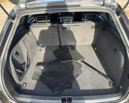 Черный Ауди А4, объемом двигателя 2 л и пробегом 258 тыс. км за 3500 $, фото 12 на Automoto.ua