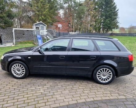 Черный Ауди А4, объемом двигателя 2 л и пробегом 265 тыс. км за 1750 $, фото 3 на Automoto.ua