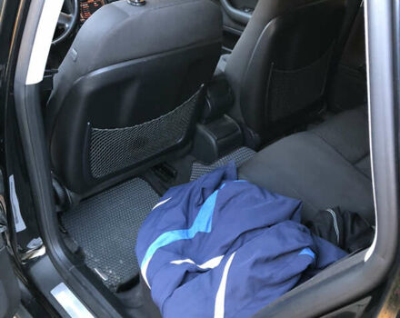 Черный Ауди А4, объемом двигателя 1.97 л и пробегом 256 тыс. км за 8200 $, фото 9 на Automoto.ua