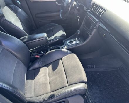 Черный Ауди А4, объемом двигателя 2 л и пробегом 305 тыс. км за 8000 $, фото 12 на Automoto.ua