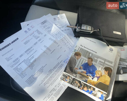 Чорний Ауді А4, об'ємом двигуна 1.78 л та пробігом 270 тис. км за 8400 $, фото 51 на Automoto.ua