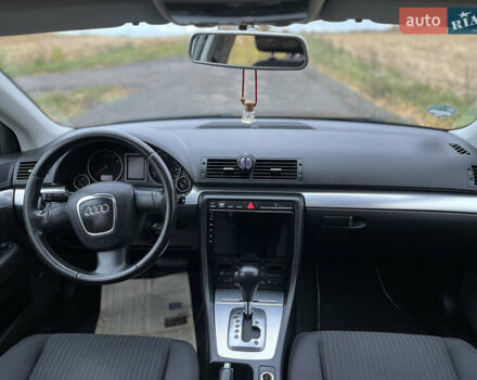 Чорний Ауді А4, об'ємом двигуна 1.8 л та пробігом 229 тис. км за 7400 $, фото 22 на Automoto.ua