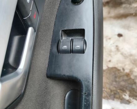 Черный Ауди А4, объемом двигателя 2 л и пробегом 255 тыс. км за 6450 $, фото 6 на Automoto.ua