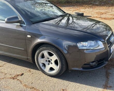 Черный Ауди А4, объемом двигателя 2 л и пробегом 258 тыс. км за 3500 $, фото 1 на Automoto.ua