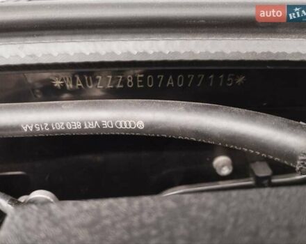 Чорний Ауді А4, об'ємом двигуна 2 л та пробігом 229 тис. км за 8950 $, фото 31 на Automoto.ua