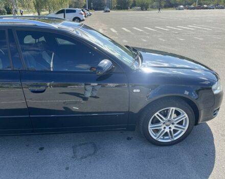 Черный Ауди А4, объемом двигателя 2 л и пробегом 305 тыс. км за 8000 $, фото 6 на Automoto.ua