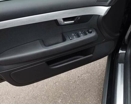 Чорний Ауді А4, об'ємом двигуна 2 л та пробігом 229 тис. км за 8950 $, фото 18 на Automoto.ua