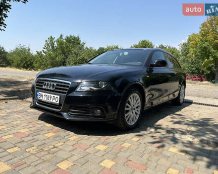 Чорний Ауді А4, об'ємом двигуна 2 л та пробігом 209 тис. км за 10000 $, фото 3 на Automoto.ua