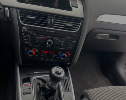 Черный Ауди А4, объемом двигателя 2 л и пробегом 190 тыс. км за 7500 $, фото 12 на Automoto.ua