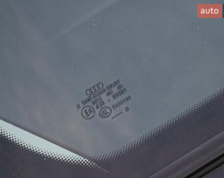 Чорний Ауді А4, об'ємом двигуна 1.6 л та пробігом 193 тис. км за 8555 $, фото 29 на Automoto.ua